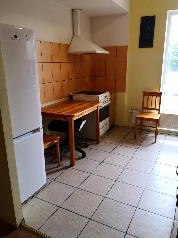 Kambario Nuoma Su Bendru Vonios Kambariu Apartment Kaunas Ngoại thất bức ảnh
