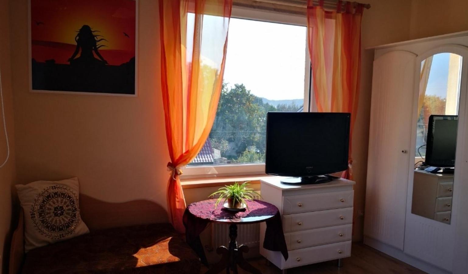 Kambario Nuoma Su Bendru Vonios Kambariu Apartment Kaunas Ngoại thất bức ảnh